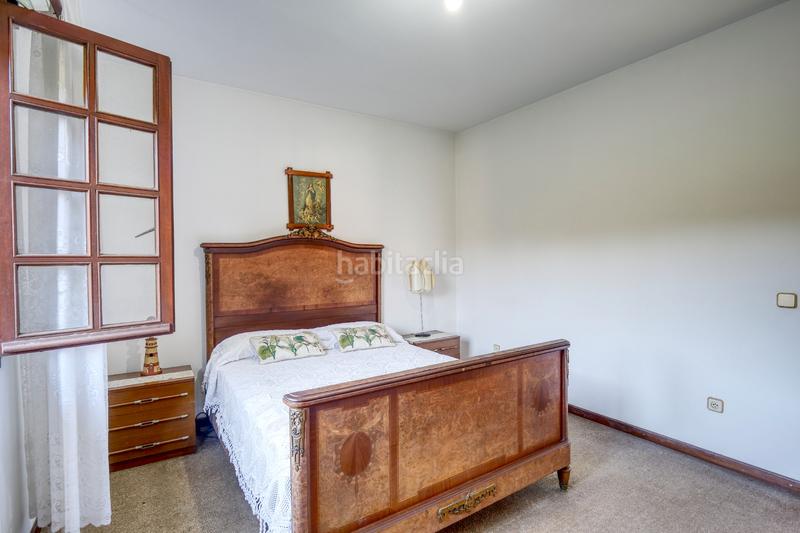 Foto 854864c0-3e80-4c4b-b317-ac1e2b49b876. Chalet con camino riscaldamento parcheggio in Brión