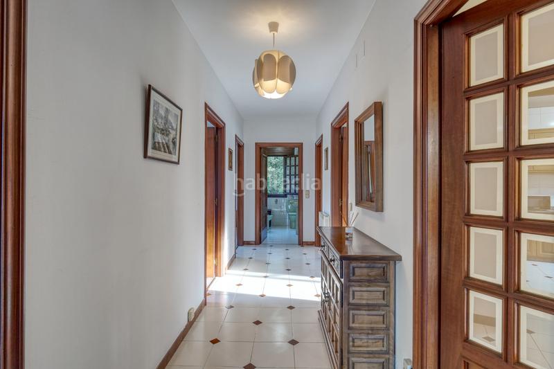 Foto ef3359ff-226b-492c-b9a0-1e7e0d191b43. Chalet con camino riscaldamento parcheggio in Brión