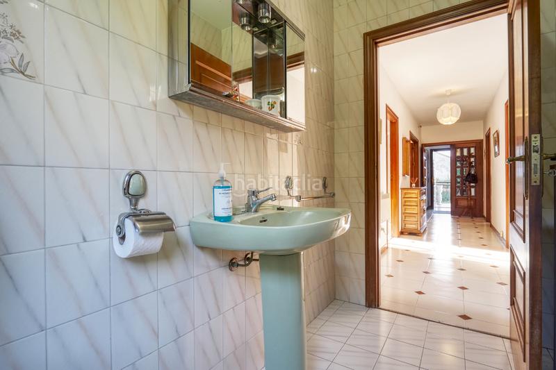 Foto f8928591-06de-41c0-984f-c6c5f1eb190d. Chalet con camino riscaldamento parcheggio in Brión