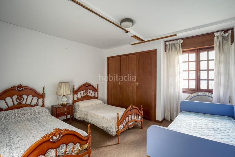 Foto fd42e30c-c21e-4edd-9de4-5bd5c671226d. Chalet con camino riscaldamento parcheggio in Brión