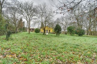 Chalet à Silleda. Invierte con seguridad. disfruta de la vida en este interesante