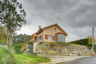 Xalet  Aldea o castro