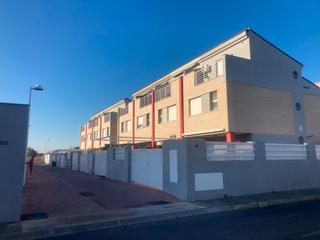 Maison jumelée à Camí de la mar 25. Pareado en camí la mar. playa almazora