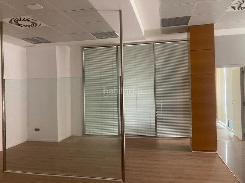 Foto 9f7c7220-4a6f-46bc-ad1d-207ed4ed2ca6. Locale commerciale in plaça de la generalitat valenciana 16 in Burriana