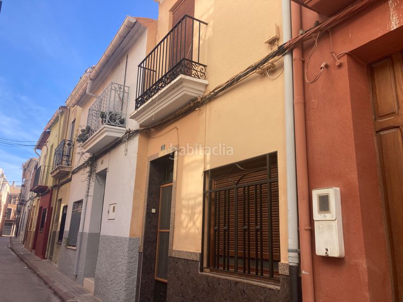 Foto 74a983dc-f2e9-4607-8238-3a0e4a08462f. Casa a carrer sant francesc 25 a Casco Antiguo-Darremur Almazora / Almassora