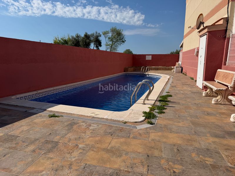 Foto 3718f598-8bef-43d3-abfa-5d3a0235b407. Casa adossada a camí catalans 81 a Playa-Ben Afeli Almazora / Almassora