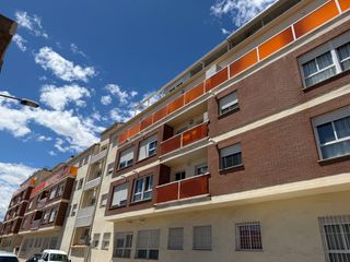 Autoparkplatz in Calle de la batalla de bailen 3. Plazas de garaje c/ batalla bailén, c/ almirante churruca, c/ sa