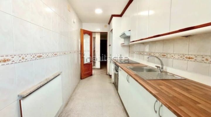 Foto 32dd0ceb-047c-4988-a635-53e5b04a18e3. Rent flat in Centro Almazora / Almassora