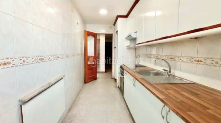 Foto ce53e077-b712-403b-92ca-1a028cef0e4c. Rent flat in Centro Almazora / Almassora