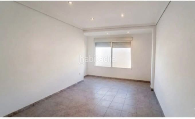 Foto e60763bc-91e1-4971-a848-f2dff13faa5d. Rent flat in Centro Almazora / Almassora