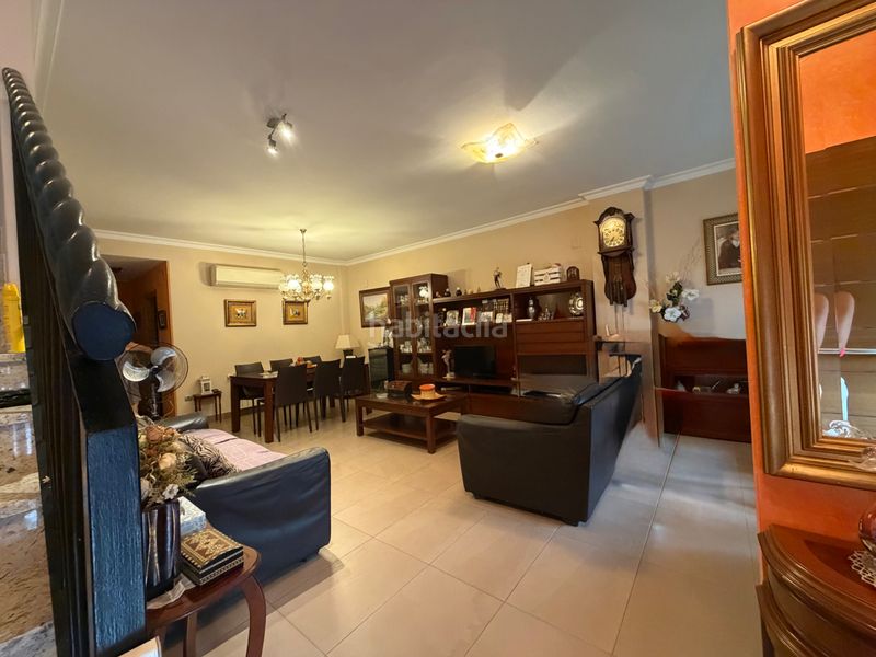Foto bcb2f1f2-c8b2-43df-889d-1983b34ac850. Casa aparellada a Casco Antiguo-Darremur Almazora / Almassora