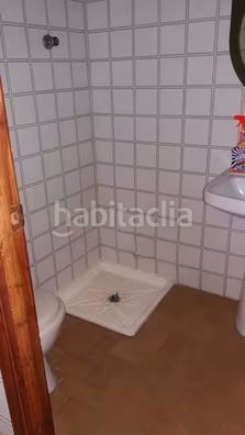 Foto f8cb2c09-494d-4491-96c9-2ddae561d758. Affitto locale commerciale in carrer de la puríssima 111 in Almazora / Almassora