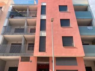 Car parking in Carrer de la Mare de Déu dels Socors 82