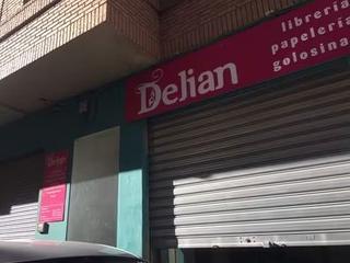 Business premise in Carrer de Joan d'Àustria 38