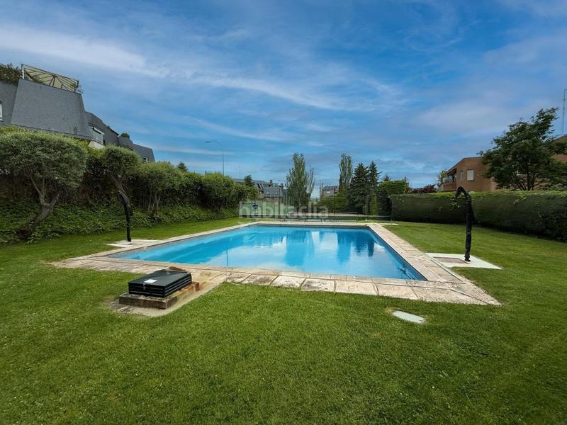 Foto b0dedde2-e3fc-46b0-bc74-821f4f103556. Appartement avec chauffage parking dans Norte Majadahonda