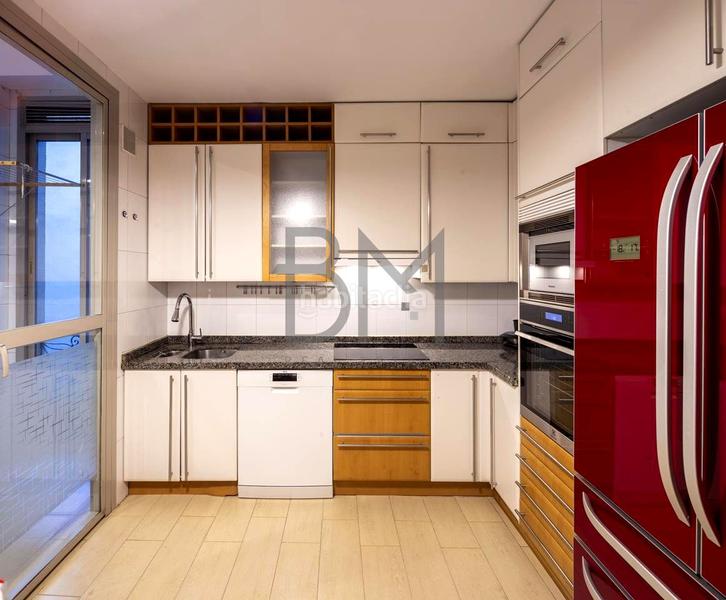 Foto f46d1765-32b5-437b-a290-cc8f3c5e0dd2. Alquiler piso en Almagro Madrid