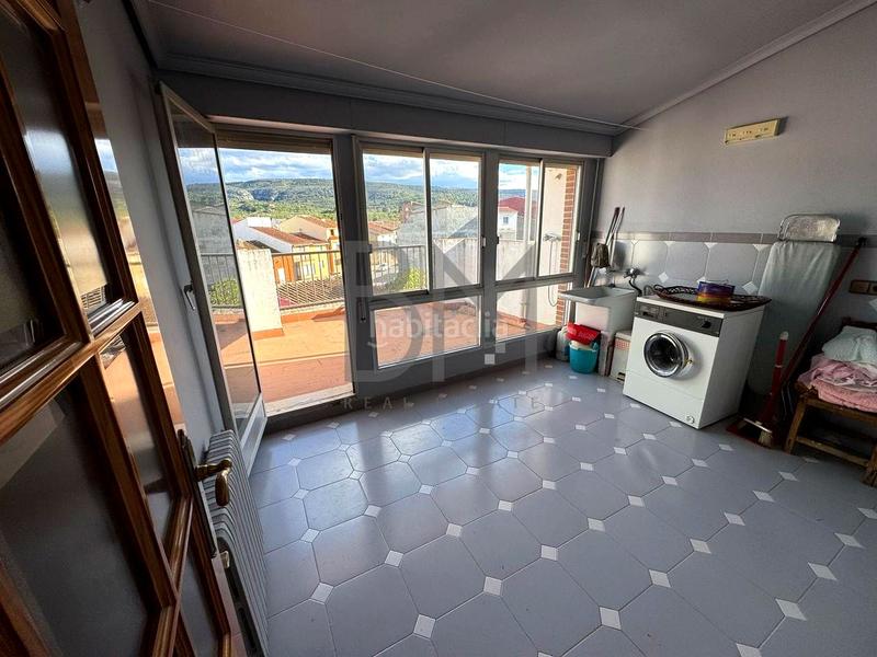 Foto 5783a2b5-07f5-4a74-acdb-e5d495f000e7. Masia amb aparcament a Albocàsser