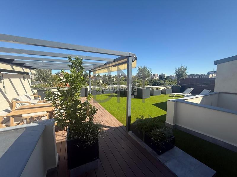 Foto 17e17bc1-9681-4223-b702-a53e19f0beb0. Location attique dans Castellana Madrid