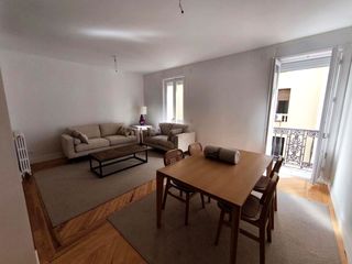 Miete Etagenwohnung  Calle de ayala