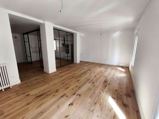 Miete Etagenwohnung  Calle de ayala