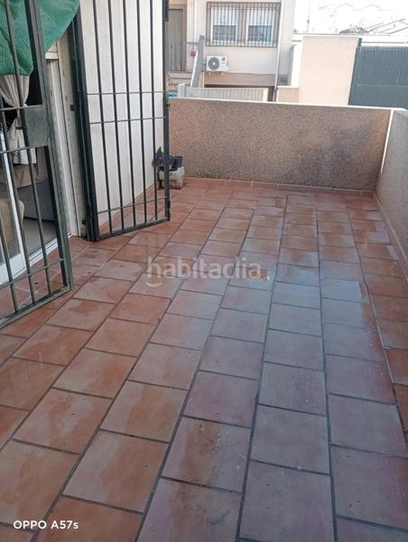 Foto 4bd1d48f-1e35-421f-8f74-bb9b39bf21cf. Lloguer pis a Láchar