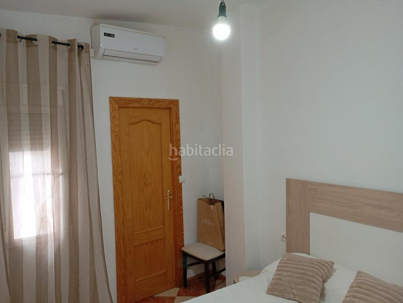 Foto c1bc67a9-d743-48ce-a632-39be065dfb3d. Appartamento in calle sotillo 15 in Casco Histórico Churriana de la Vega