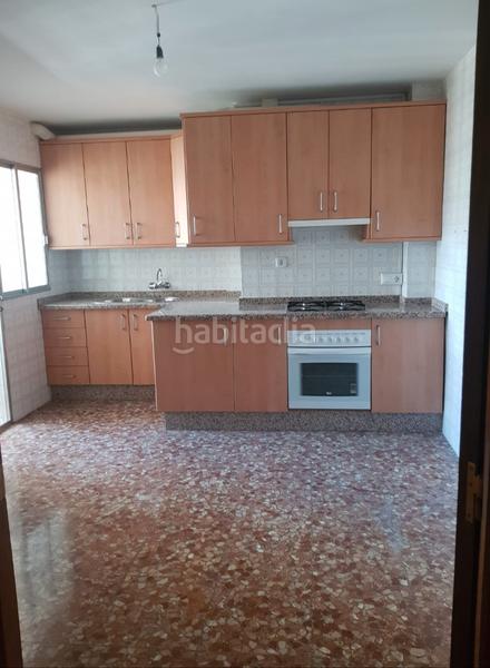 Foto f55f46aa-a3ae-411a-9907-f1253492b565. Location appartement dans colonia de Cervantes 2b dans Granada