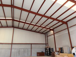 Lloguer Nau industrial a Calle arenas del rey 72. Nave loja poligono fuentesanta