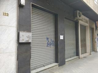 Location Local commercial à Arabial 54f. Bajo granada arabial