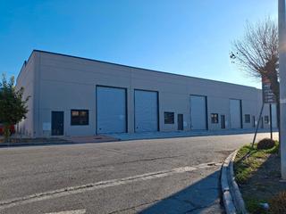 Location Bâtiment à usage industriel à Calle baza 352. Naves juncaril a estrenar