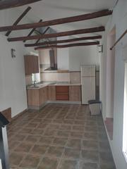 Miete Etagenwohnung in Dílar. Piso dilar sin muebles