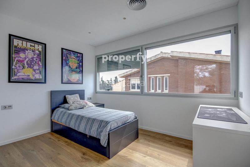 Foto 135a5f19-0915-4087-8e8e-d554fe6fa622. Xalet amb calefacció aparcament piscina a Cambrils mediterrani Cambrils