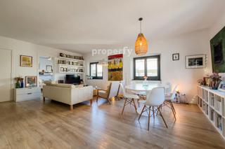 Pis a St. Pere - Sta. Caterina - El Born. Piso en gòticborn exterior a dos calles con ascensor reformado b Pis a St. Pere - Sta. Caterina - El Born. Piso en gòticborn exterior a dos calles con ascensor reformado b