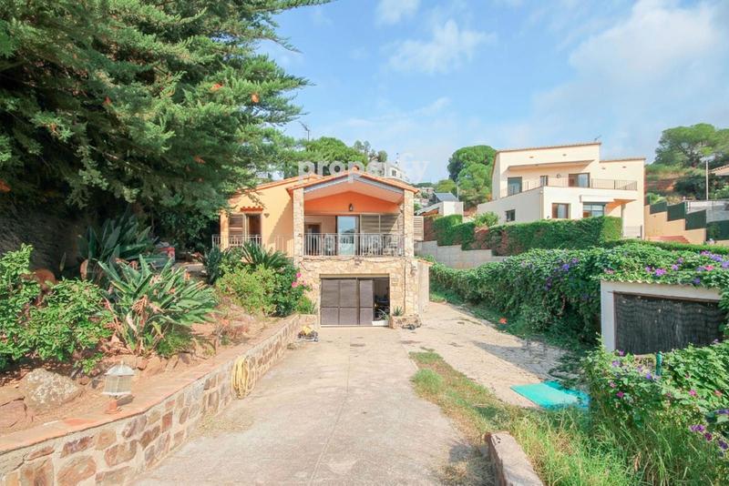 Foto 524ed4f2-41ea-4324-80b4-a47dd0d25f26. Maison avec parking dans Mas Pere-Río de Oro Calonge