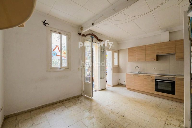 Foto b22092cd-9017-47c2-b22a-4192e488be83. Casa a Sant Ramon - Maternitat Barcelona