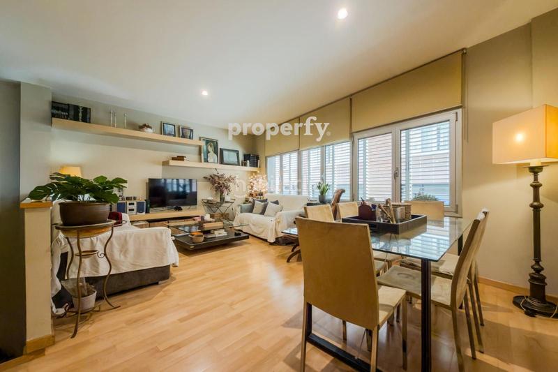 Foto a03cf310-88f8-44d7-8a07-543d0093ec1f. Duplex with heating in Putget - Farró Barcelona