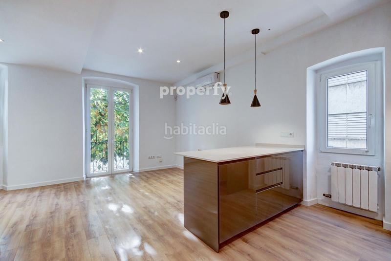 Foto c15f1e5c-5bae-4b33-a8fe-b200eb3bc0d8. Pis amb calefacció a La Devesa Girona