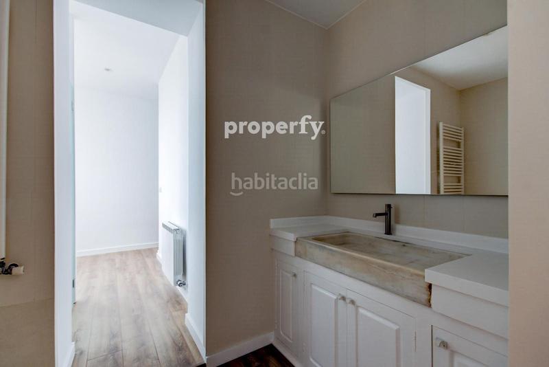 Foto dc2b423b-5c64-4b26-8460-bb661fb7a686. Pis amb calefacció a La Devesa Girona