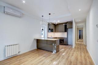 Appartement à La Devesa. Piso reformado 3 hab y 2 baños en la devesa girona