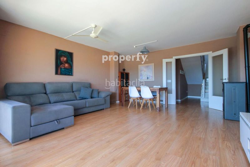 Foto 52718d19-b158-4f67-80d9-2b6e07d1bd5f. Casa adossada amb calefacció aparcament piscina a Roca del Vallès (La)