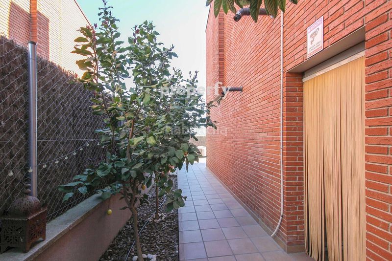 Foto 9137a2a5-2410-461a-9148-7c14a9cbb293. Casa adossada amb calefacció aparcament piscina a Roca del Vallès (La)