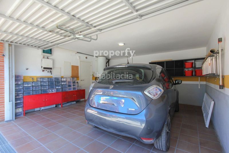 Foto b057c768-e4d3-44fb-b1e7-6b2de49c6e05. Casa adossada amb calefacció aparcament piscina a Roca del Vallès (La)