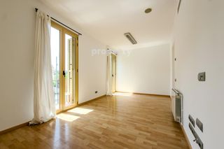 Pis  Pi i margall. Piso reformado en inmejorable ubicaci�n