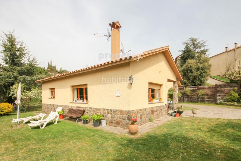 Foto 2a0b1cf7-3ca2-43fa-89a3-ec722bcdb586. Chalet  independiente con piscina y vistas en Viladrau