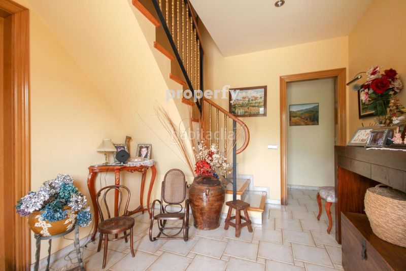 Foto 2c17bab9-a1d5-4646-9e60-fc443e2676bd. Chalet  independiente con piscina y vistas en Viladrau