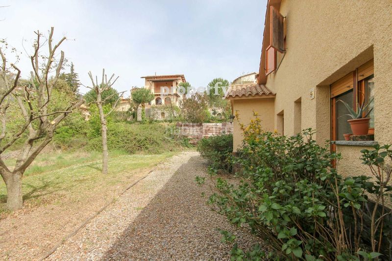 Foto 33e673da-fcb6-4088-8bdd-25d71643d863. Chalet  independiente con piscina y vistas en Viladrau