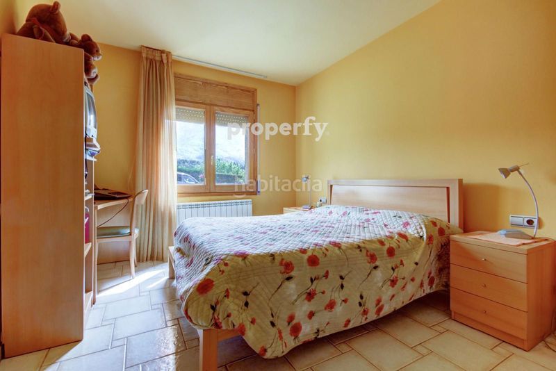 Foto 3815aac7-e743-46c4-a70a-93b36b7e86b3. Chalet  independiente con piscina y vistas en Viladrau