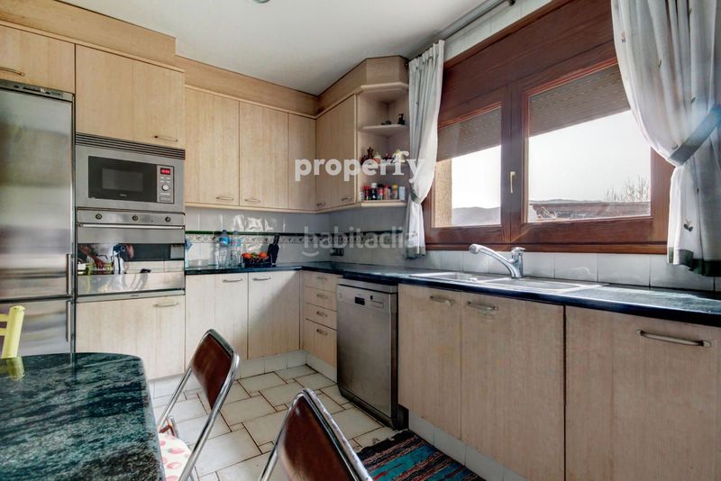 Foto 4f41dd63-aaa4-49b3-8ca5-b6d96cade596. Chalet  independiente con piscina y vistas en Viladrau