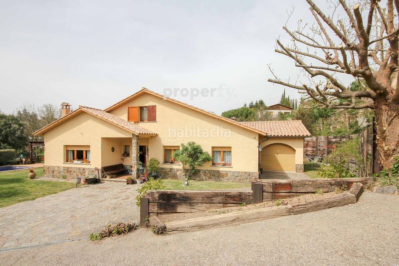 Foto 698819ee-b04b-4fc7-9037-47a0fe0d8469. Chalet  independiente con piscina y vistas en Viladrau