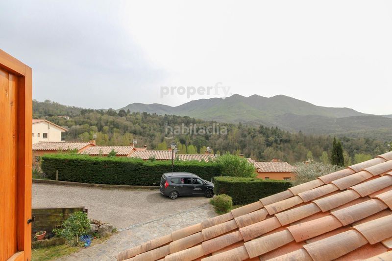 Foto c0b97e31-d98f-4969-b485-f8fb6584fd03. Chalet  independiente con piscina y vistas en Viladrau